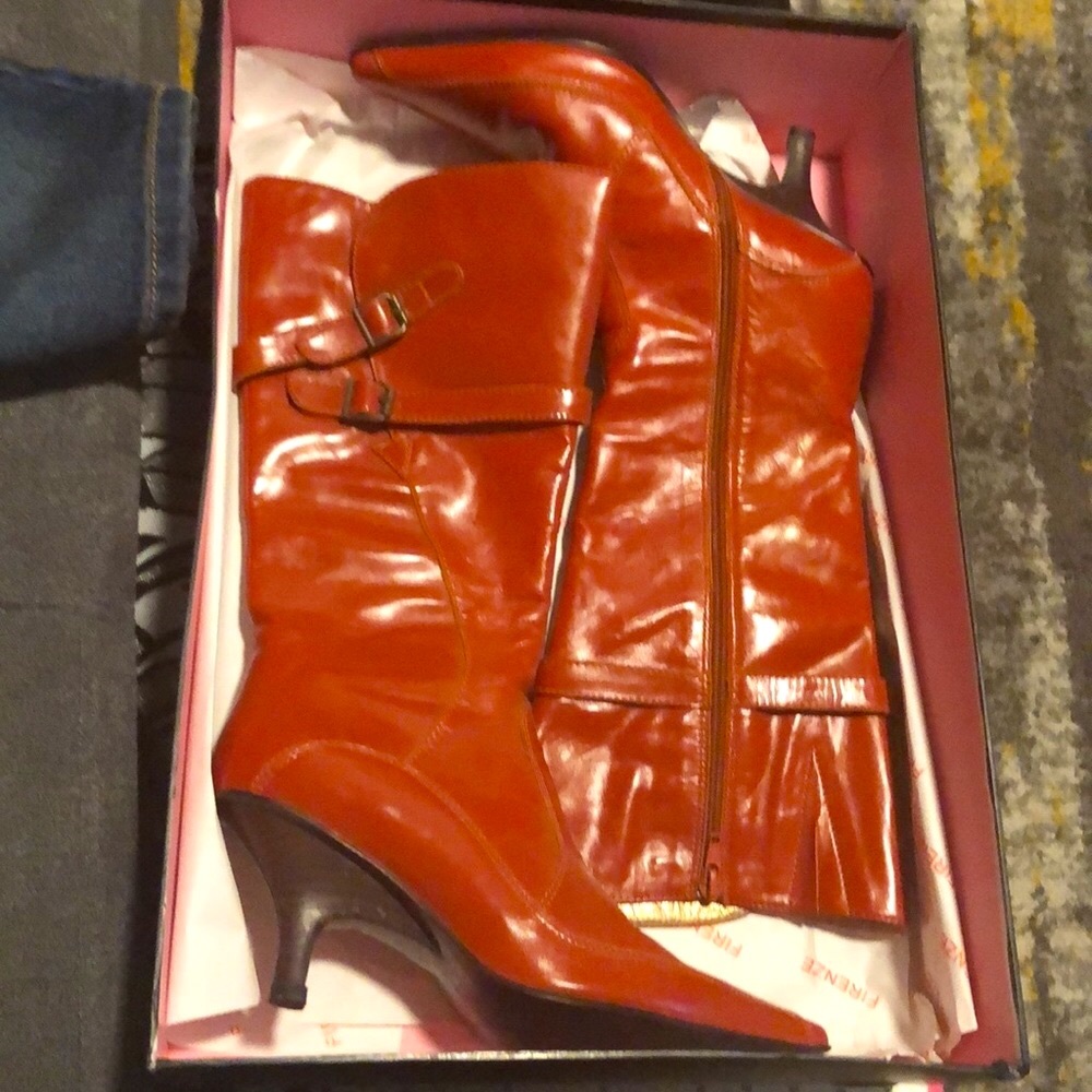 Butter soft leather boots. - Picture 4 of 5